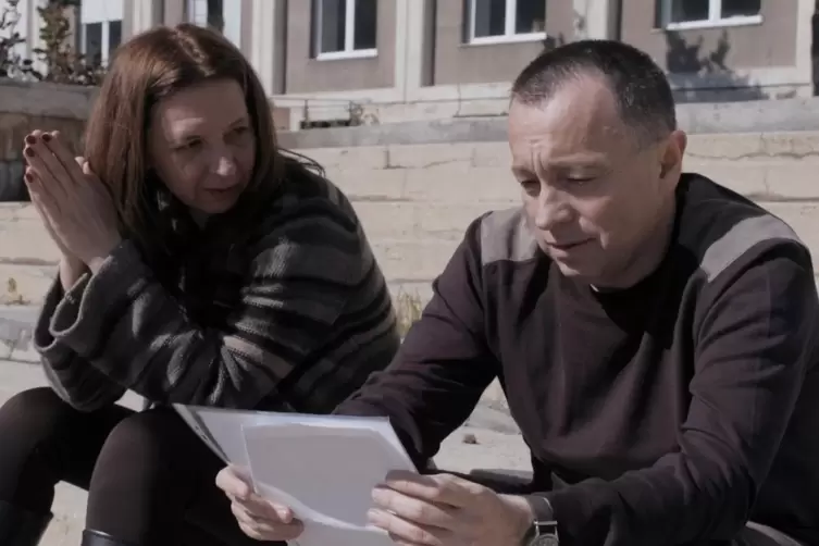 Chancen auf einen Oscar hat der deutsch-rumänische Film „Colectiv“:Die Journalisten Mirela Neag (links) und Catalin Tolontan rec