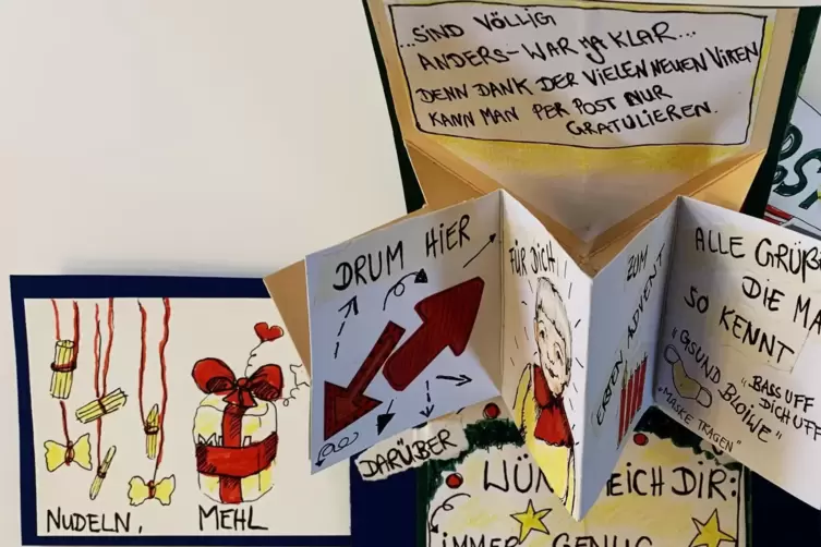 Mutbriefe ersetzen Umarmungen, ausgedacht von Laura Wittinger.