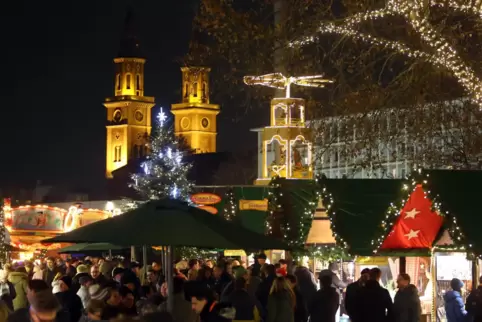 Der nur knapp vereitelte islamistische Anschlag eines Zwölfjährigen auf den Ludwigshafener Weihnachtsmarkt bildet den Hintergrun