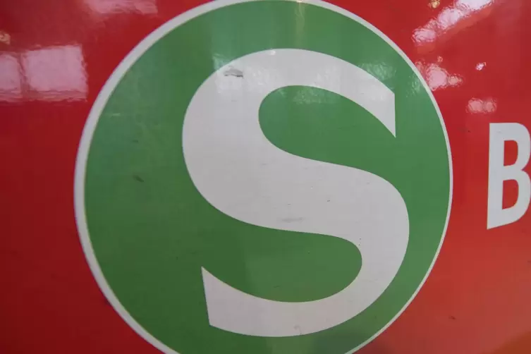 Die saarländische Landesregierung kündigt neue Impulse für die S-Bahn an.