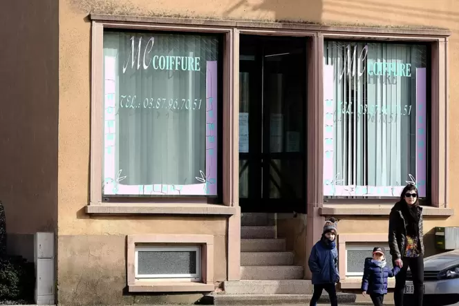 Marie Claude Sarters Friseursalon in Volmünster hat geöffnet. Auch Kinder bekommen hier ihren Haarschnitt. Marie Claude Sarters Friseursalon in Volmünster hat geöffnet. Auch Kinder bekommen hier ihren Haarschnitt.