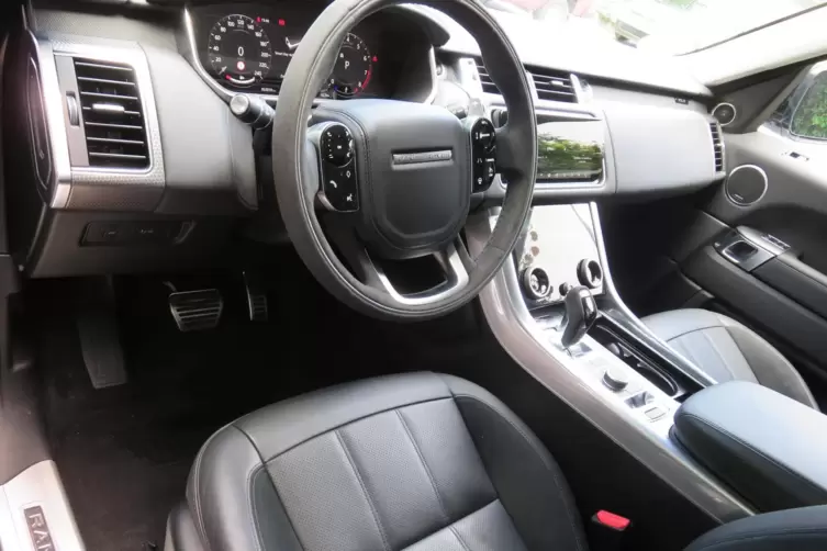 Hochwertiges Interieur: der Range Rover Sport.