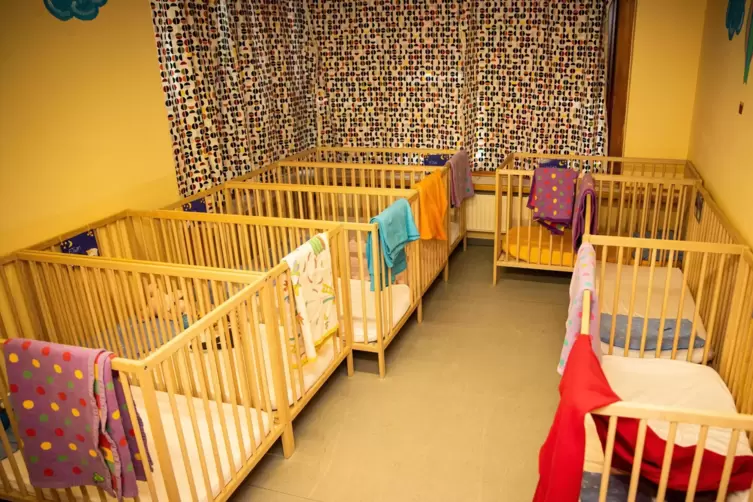 Der Bechhofer Kindergarten bleibt nach den jüngsten Corona-Fällen geschlossen, die Schlafräume bleiben leer. 
