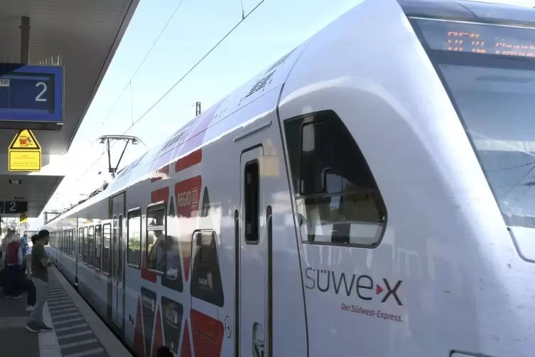 Die Süwex-Triebwagen der Baureihe 429 sind knapp. Deshalb müssen ab 1. März ältere Fahrzeuge aushelfen. 