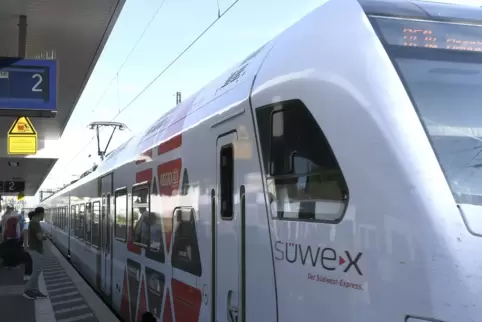 Die Süwex-Triebwagen der Baureihe 429 sind knapp. Deshalb müssen ab 1. März ältere Fahrzeuge aushelfen. 