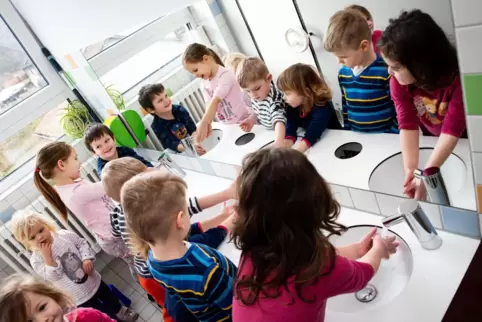 Vor zehn Tagen war noch viel Betrieb im Bechhofer Kindergarten. Nach mehreren Corona-Fällen schloss er am Donnerstag.