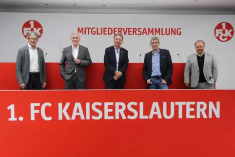 Der neue FCK-Aufsichtsrat (von links): Fritz Fuchs, Bernhard Koblischeck, Rainer Keßler, Markus Merk und Martin Weimer. 