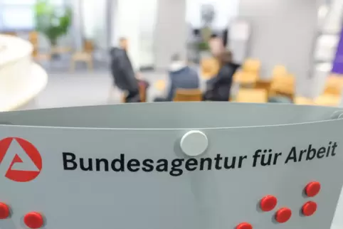 125.800 Menschen waren im Februar bei den Arbeitsagenturen in Rheinland-Pfalz arbeitslos gemeldet.
