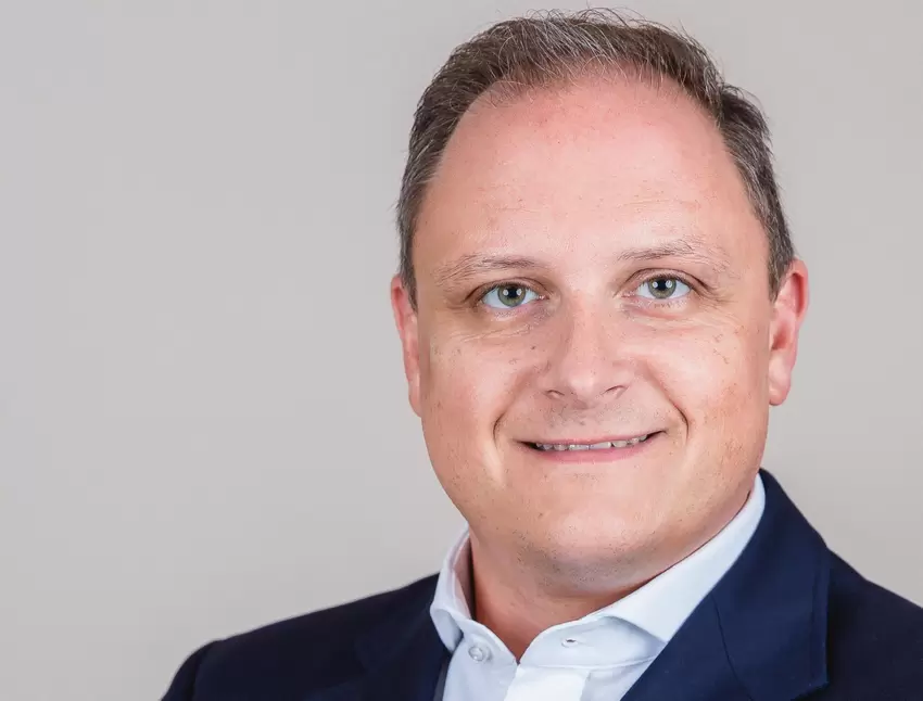 Christian Völker, FDP, 45, wohnt in Hagenbach, selbstständiger Versicherungskaufmann BA, Vorsitzender FDP Kreisverband, Mitglied