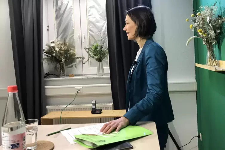 Wahlkampf im Studio: Grüne Spitzenkandidatin Anne Spiegel