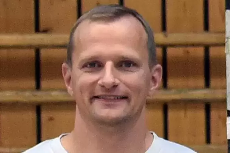 Björn Dinger, früher bei der TSG Friesenheim aktiv, wechselt zur Handballregion und übernimmt die Pfalzliga-Damen.