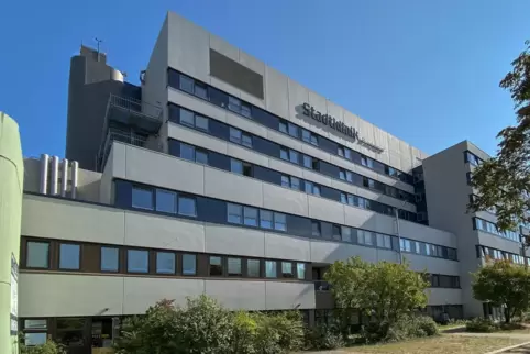 Viele medizinische, kaufmännische und organisatorische Bereiche der Stadtklinik sind seit Herbst 2019 auf dem Prüfstand gewesen.