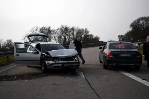Im Februar hat sich ein 31-Jähriger mit Drogen im Auto eine Verfolgungsjagd mit der Polizei geliefert. 