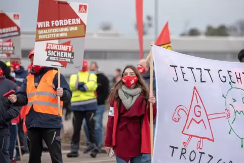 Der erste Warnstreik unter Corona-Bedingungen.