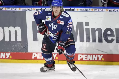 David Wolf traf zum 1:0 für die Adler (4.). 