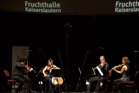Schöne Zusammenarbeit: Pfalztheatermusiker gestalten den Fruchthallen-Kulturstream.