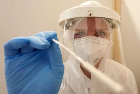 Fertig zum Test? In Rheinland-Pfalz werden in den nächsten Tagen und Wochen noch über 100 Schnelltest-Zentren eingerichtet.