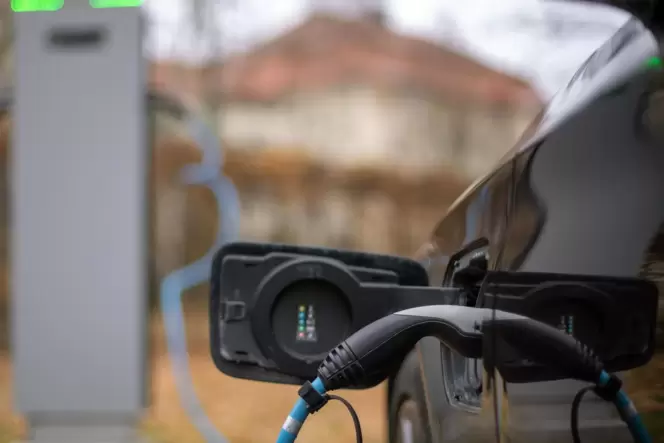 Eine Grundvoraussetzung für den weiteren Erfolg der Stromer: eine ausreichend große Anzahl an Lademöglichkeiten. Eine Grundvoraussetzung für den weiteren Erfolg der Stromer: eine ausreichend große Anzahl an Lademöglichkeiten.