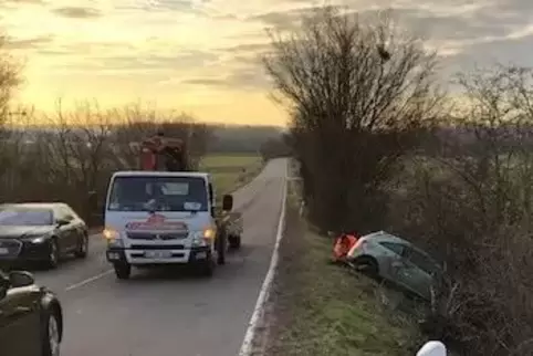 Der Fahrer des Kleinwagens verlor die Kontrolle über sein Auto. 
