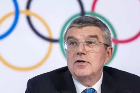 Thomas Bachs Aufgaben als IOC-Chef sind nicht kleiner geworden. Rassismus und die Menschrechtslage in China sind Themen, die pol