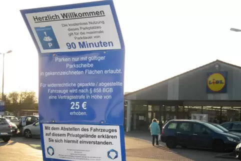 Der Einkauf kann teurer werden: Wer bei Lidl in Limburgerhof ohne Parkscheibe parkt und erwischt wird, zahlt 25 Euro. 