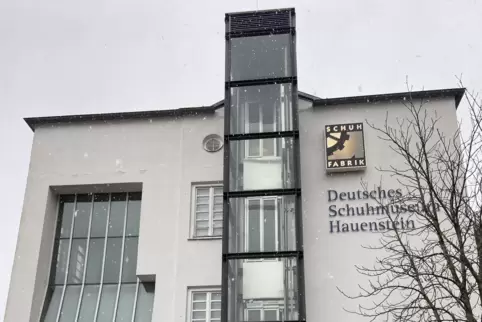 Die Wiedereröffnung des Deutschen Schuhmuseums in Hauenstein verzögert sich. 