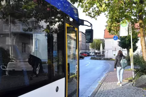 Die Bushaltestelle soll barrierefrei ausgebaut werden.