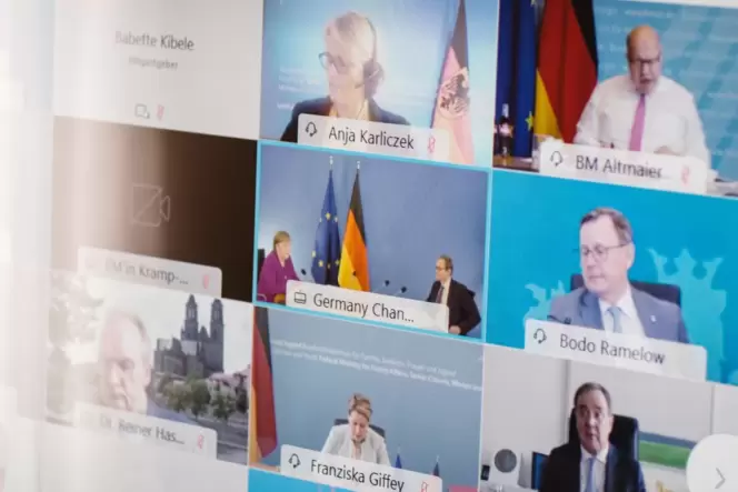 Auch »große« Politik wird während der Corona-Pandemie per Videokonferenz gemacht. Hier ein Bild aus der Bund-Länder-Konferenz vo