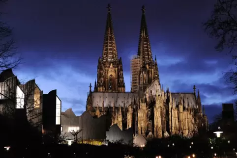  Kölner Dom: Gutachter untersuchten den Umgang des Erzbistums Köln mit Missbrauchsfällen im Zeitraum 1975 bis 2018.