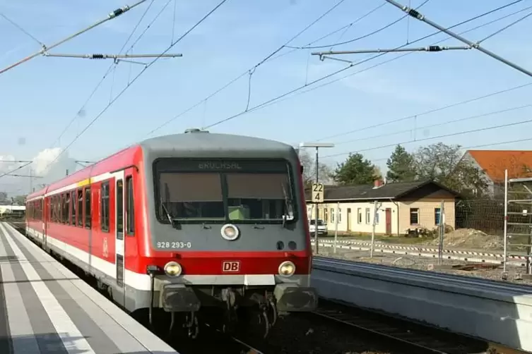 Die RE-Züge von Kaiserslautern über Enkenbach nach Neustadt sollen mit Dieseltriebwagen der Baureihe 628 gefahren werden. 