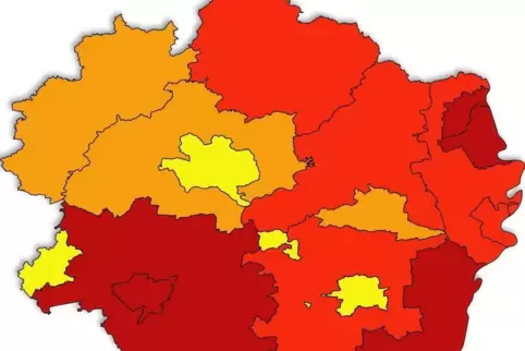 Am niedrigsten sind die Sieben-Tage-Inzidenz-Werte in den Städten Kaiserslautern (27) und Landau (27,7).