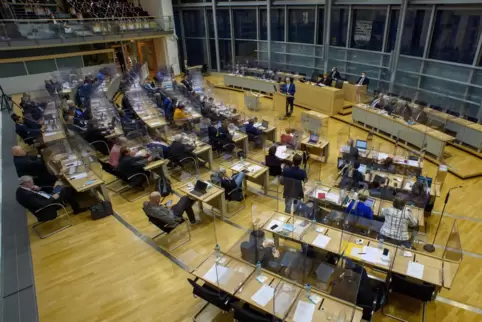 Im Landtag von Sachsen-Anhalt hat derzeit die CDU zusammen mit SPD und Grünen eine Mehrheit.