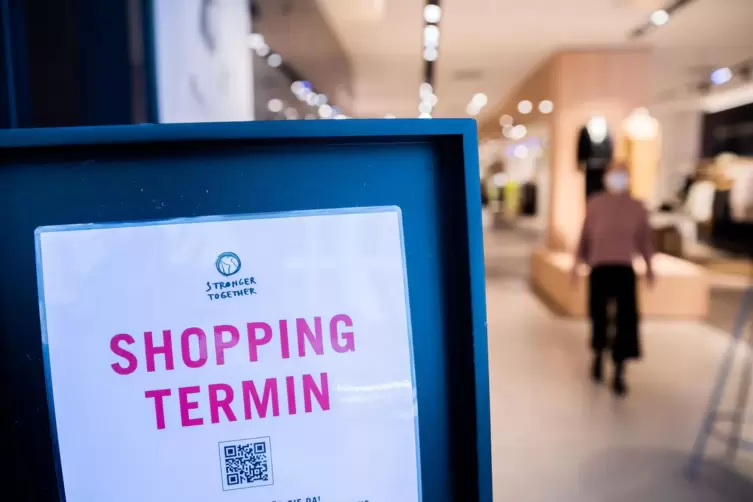 Die Einzelhändler in Worms müssen wieder für den freien Kundenverkehr schließen. „Termin-Shopping“ ist aber weiter zulässig. 