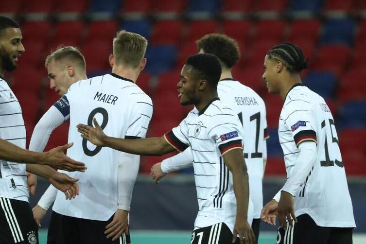Ridle Baku / U21-EM: Deutschland dominiert gegen Ungarn - Bundesliga ... / Ridle baku has left mainz to sign for wolfsburg.