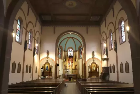 Überwiegend leer werden die Kirchen an Ostern sein.