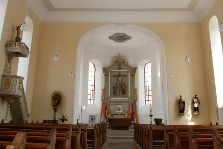 Übertragen wird der Gottesdienst aus der St. Laurentius-Kirche in Dahn. 