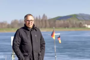 Andreas Sturm am Rhein bei Speyer. Andreas Sturm am Rhein bei Speyer.