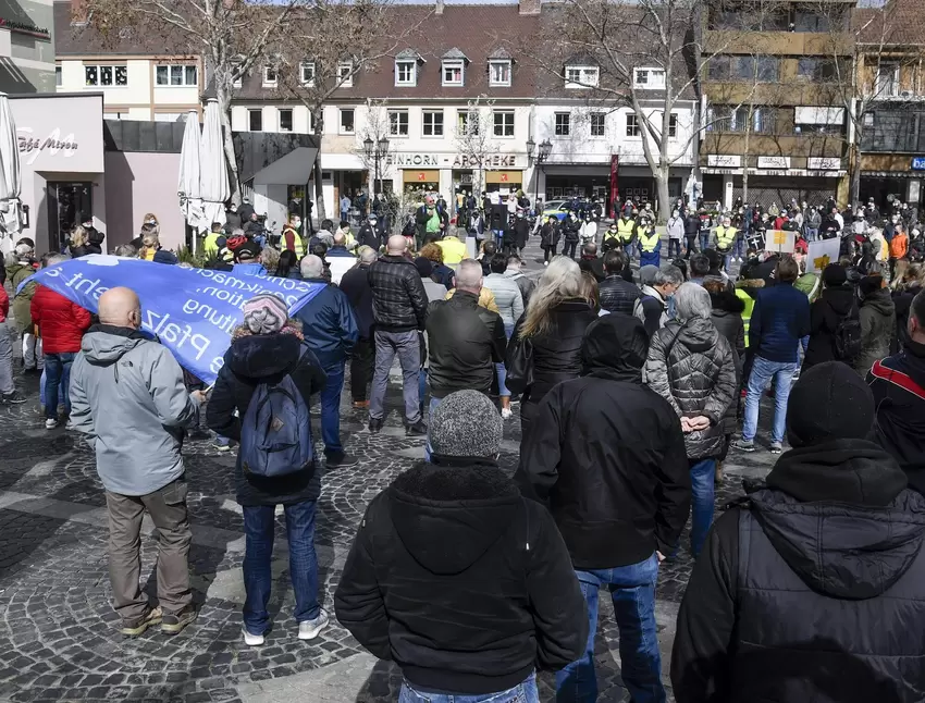Aufgerufen zur Kundgebung hatte ein Frankenthaler Gastwirt.