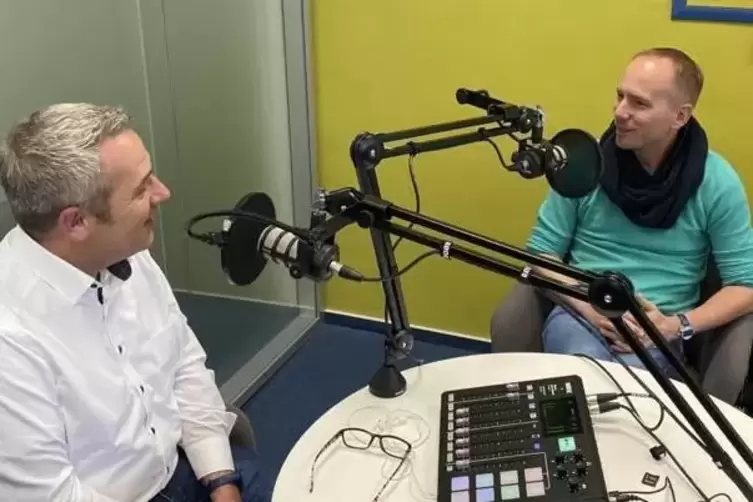 Die Macher von &bdquo;Alles B&ouml;se&ldquo;: Uwe Renners (links) und Christoph H&auml;mmelmann. 