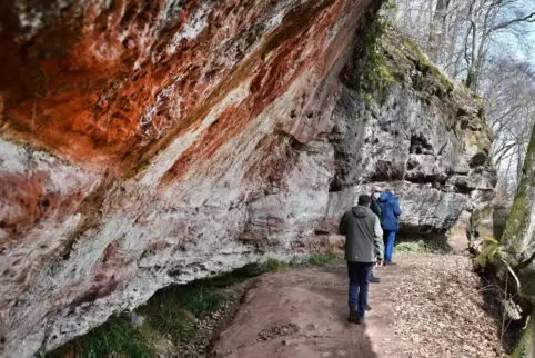 Lediglich der untere Felsenweg bleibt gesperrt, hier seie drei Hangrutsche abgegangen.
