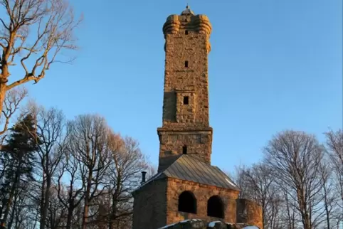 Zu jeder Jahreszeit ein beliebtes Ausflugsziel: der 112 Jahre alte Luitpoldturm.