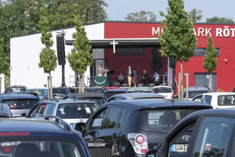 Ort des Geschehens: der Parkplatz des Südpfalz-Centers. 