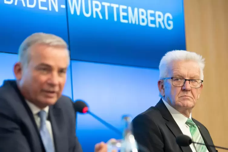Thomas Strobl (CDU, links) und Winfried Kretschmann (Bündnis90/Die Grünen)