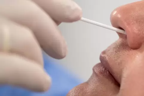 Zentren bieten Schnelltests auf Corona an. 