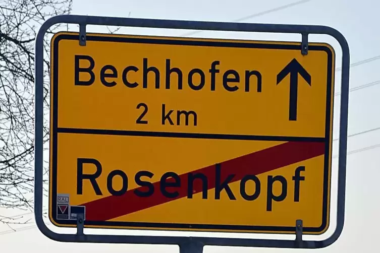 Der Unfall geschah am Rosenkopfer Kreisel in Richtung Bechhofen. 