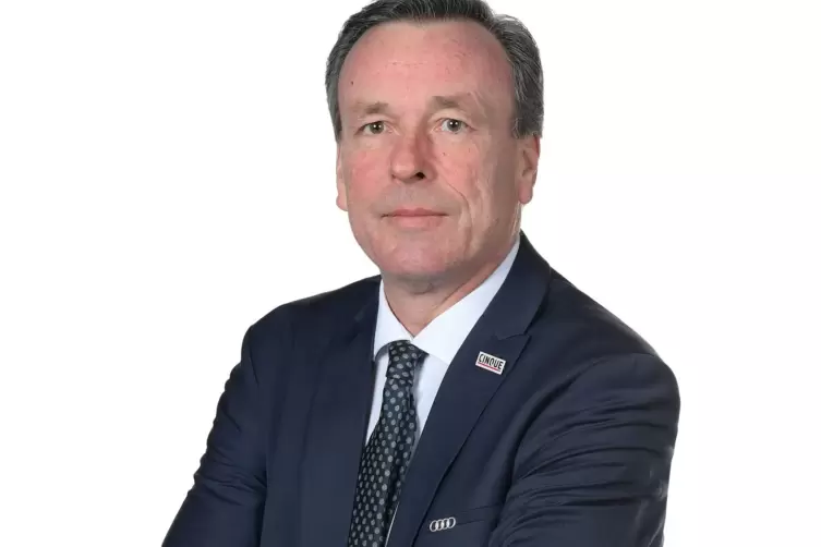 ERC Ingolstadts Manager Claus Liedy.
