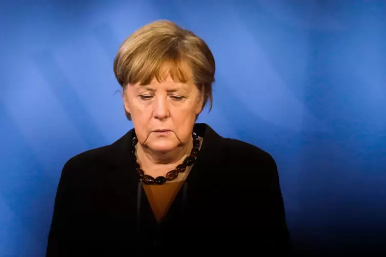 Spürt die Last der Verantwortung auf ihrem Weg hinaus aus dem Amt: Bundeskanzlerin Angela Merkel (CDU). 