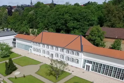 Die Gastronomen – hier die Orangerie – leiden nach wie vor unter der Situation. Wie lange es noch so weitergeht, steht in den St Die Gastronomen – hier die Orangerie – leiden nach wie vor unter der Situation. Wie lange es noch so weitergeht, steht in den St
