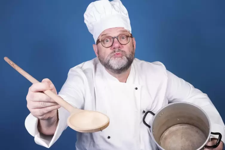 Die satirische Kochshow „Wer kocht, schießt nicht" mit Dietmar Koch hat am 3. Juni Premiere.