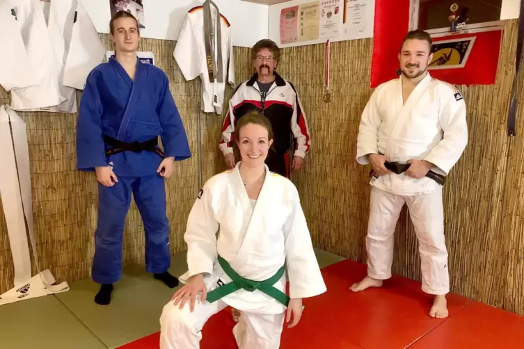 Ein starkes Team: die Judotrainer (von links) Felix Willig, Lea Dommermuth und Max Dommermuth vom TV Kirchheimbolanden und ihr A